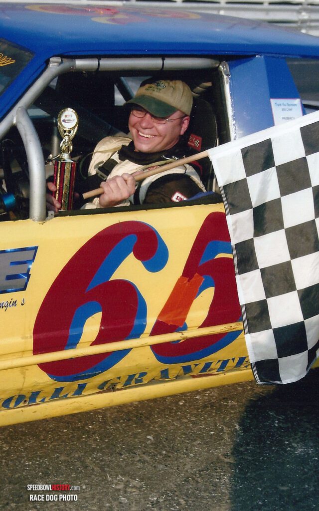 Black and white abstract pattern with concentric circles and wave shapes.