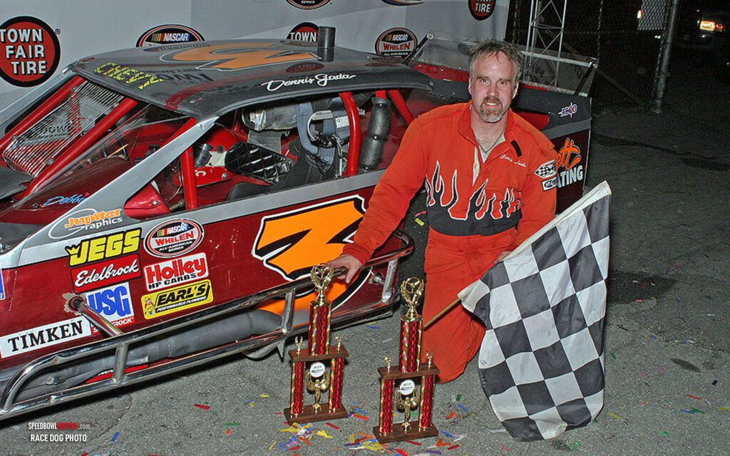 Black and white abstract pattern with concentric circles and wave shapes.